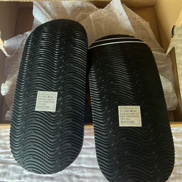 Frogg Toggs Floteez - Picture 2 of 4